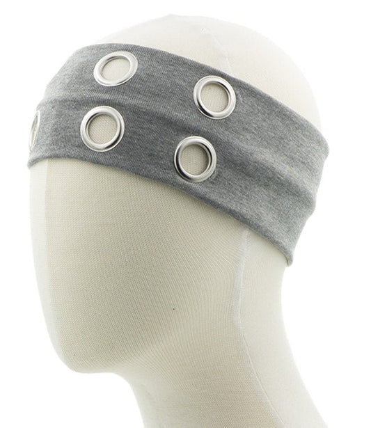 Haarband grote studs grijs op een model hoofd