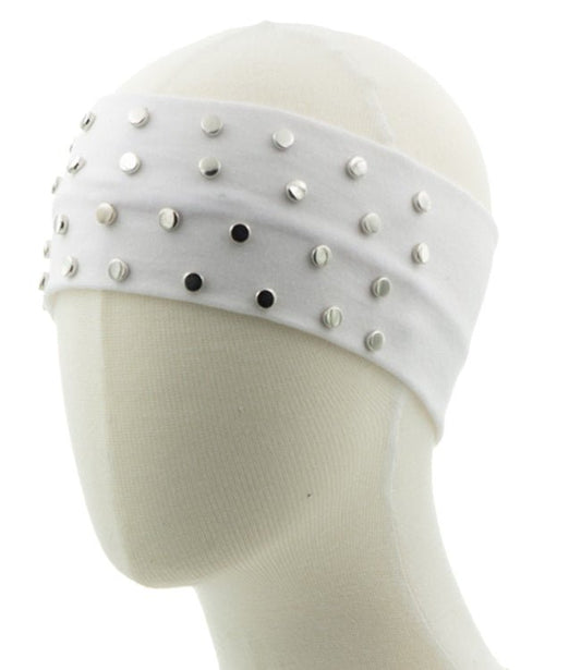Haarband kleine studs wit op een model hoofd