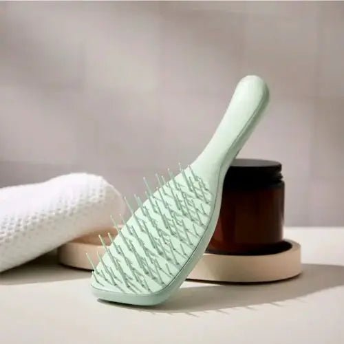 Tangle Teezer detangling hairbrush eucalyptus